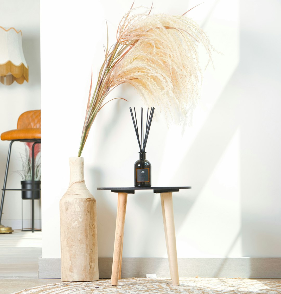 Linen Reed Diffuser — photo by Mindaugas Norvilas on Unsplash